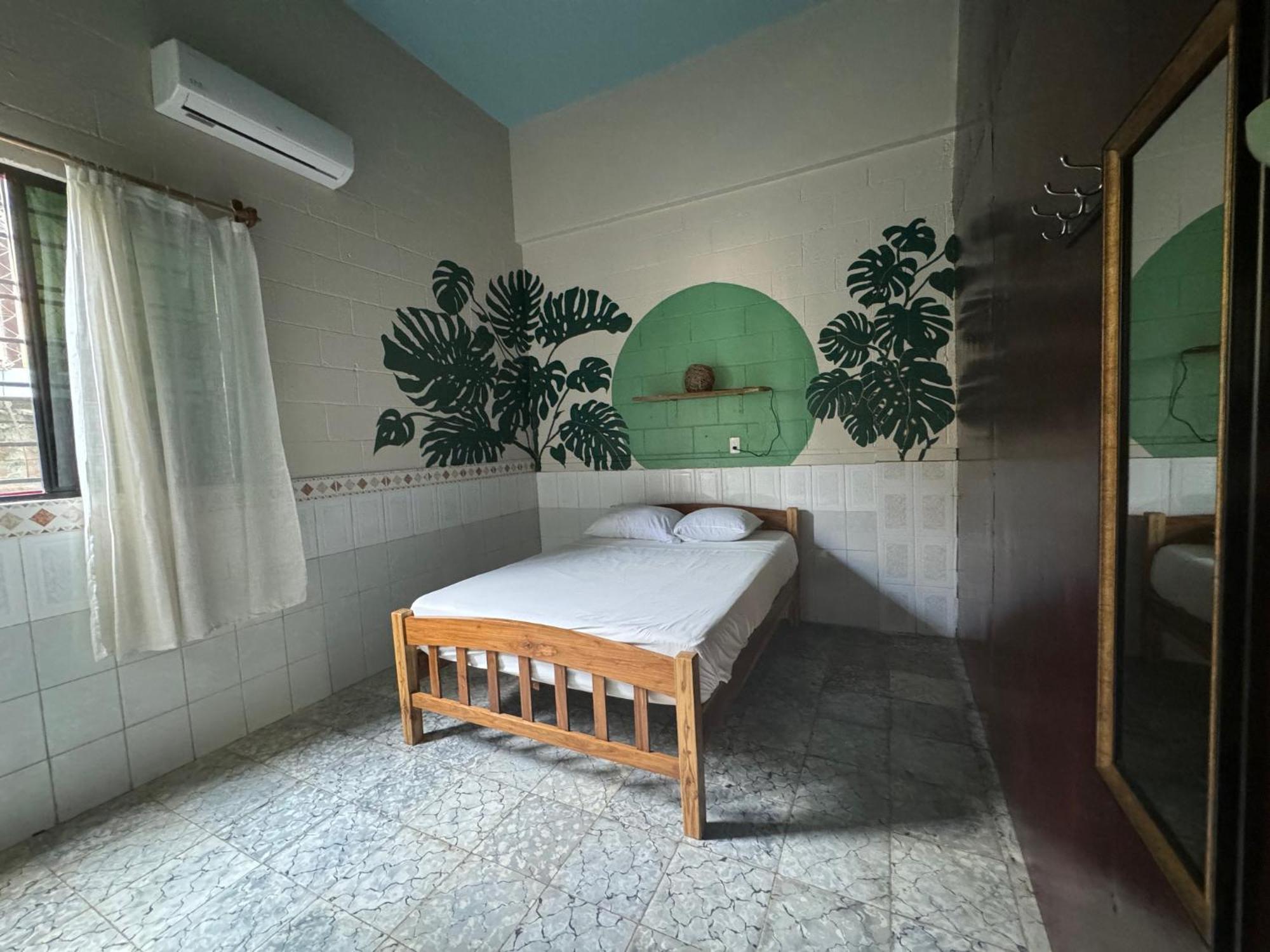 Hostal Tia Reyna El Zonte Exterior foto
